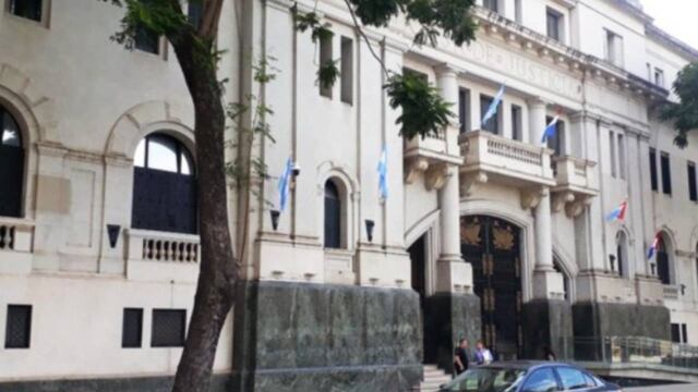 Condenaron a 17 años de prisión a un hombre por abusar de la hija de su ex pareja