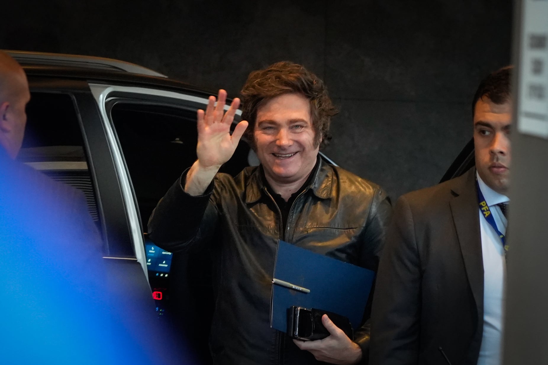 Javier Milei, en la sede de LLA. (Clarín)