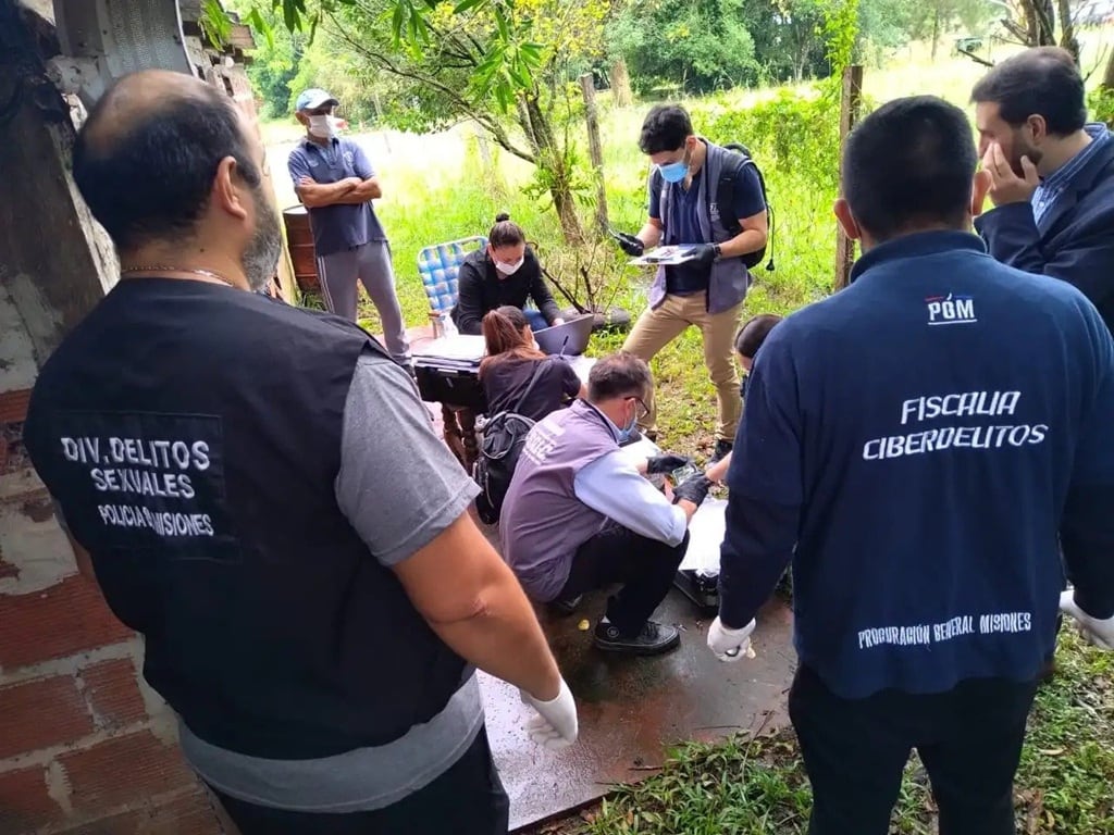 Dos detenidos en Misiones tras alertas internacionales por distribución de material de explotación infantil.