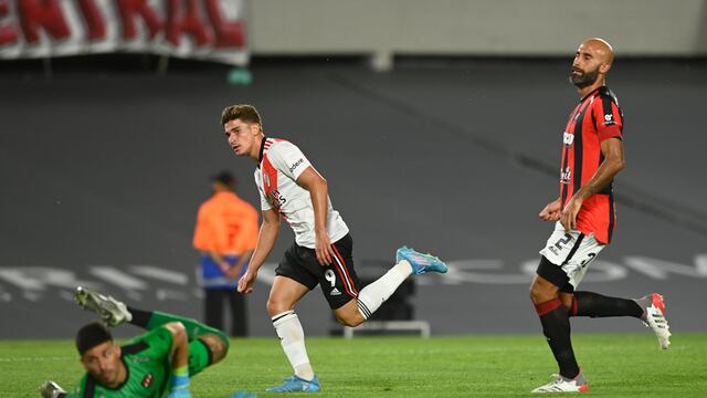 Julián Álvarez anotó tres goles ante Patronato y fue la figura de River.