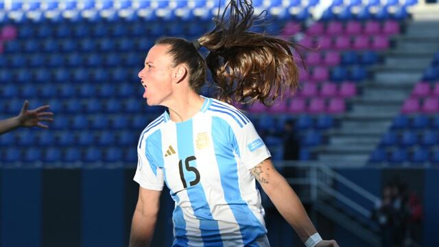 Florencia Bonsegundo Selección Femenina de Fútbol Argentina
