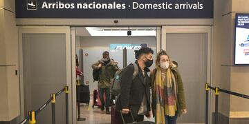 Los vuelos naciones tuvieron un aumento de hasta un cien por ciento en los valores debido al cepo a la compra de pasajes al exterior en cuotas
 Foto: Orlando Pelichotti