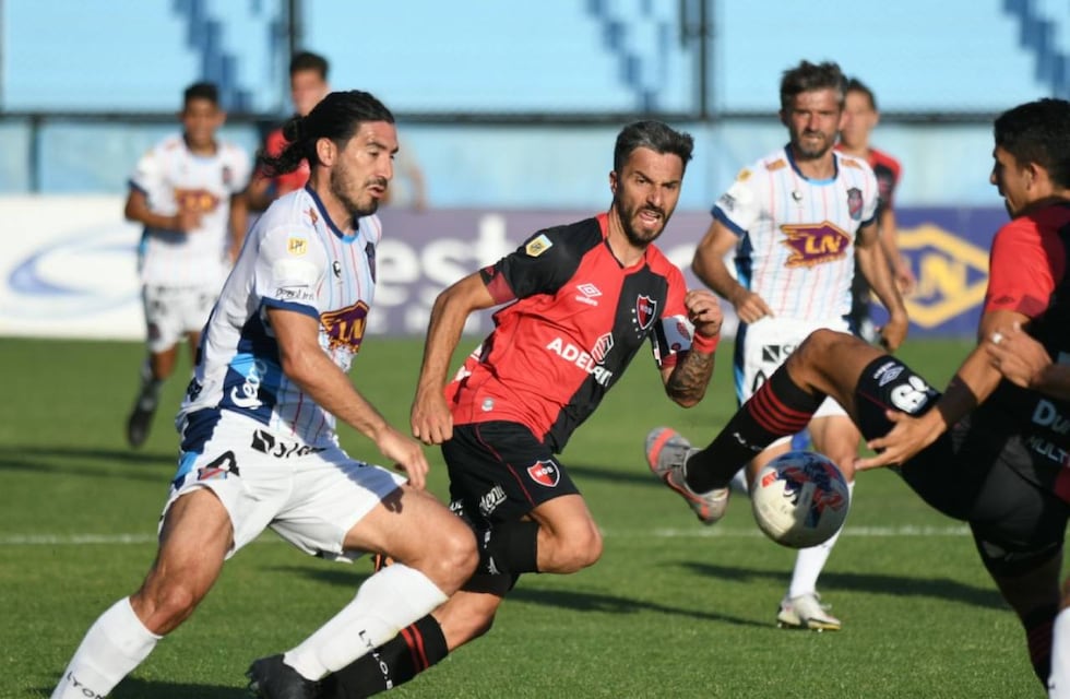 Ignacio Scocco inauguró una vinoteca con invitados de lujo después del retiro