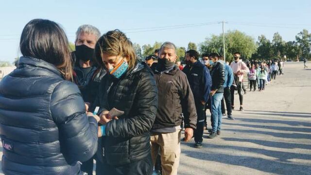 Filas para sacar entradas para el TC en San Luis