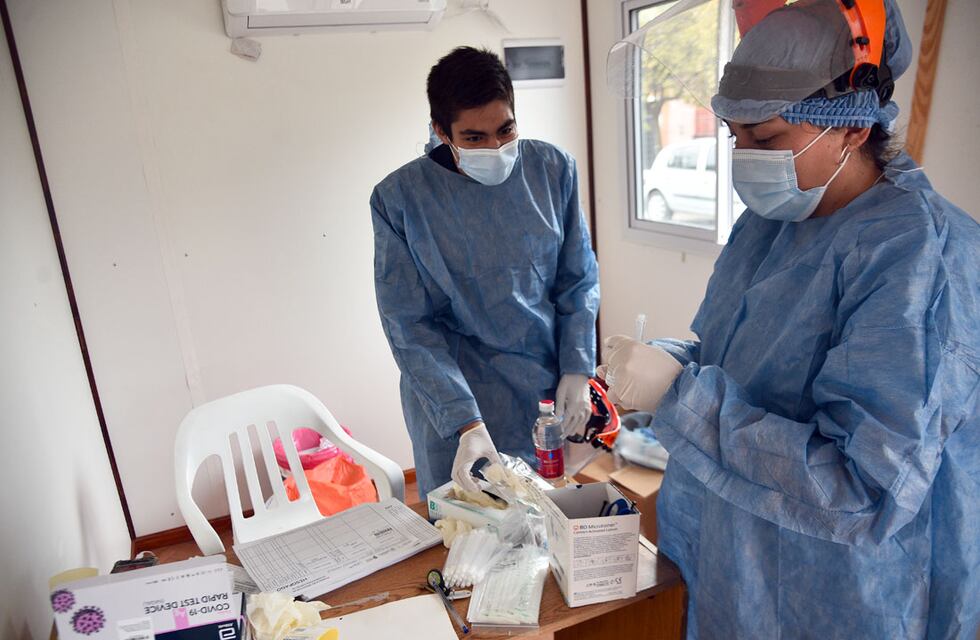 Variante Ómicron en Córdoba: por el momento no surgieron nuevos contagiados en Colonia Caroya y Jesús María