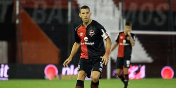 Maxi Rodriguez es baja de último momento en Newell's por una molestia en su pantorrilla derecha. (@Newells)