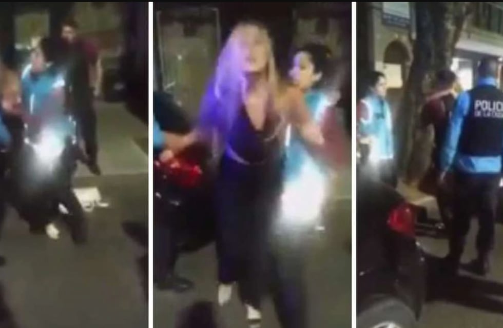 “No me gusta la gente oscura”: una joven agredió a una policía en Colegiales y besó a otro efectivo que intentaba reducirla