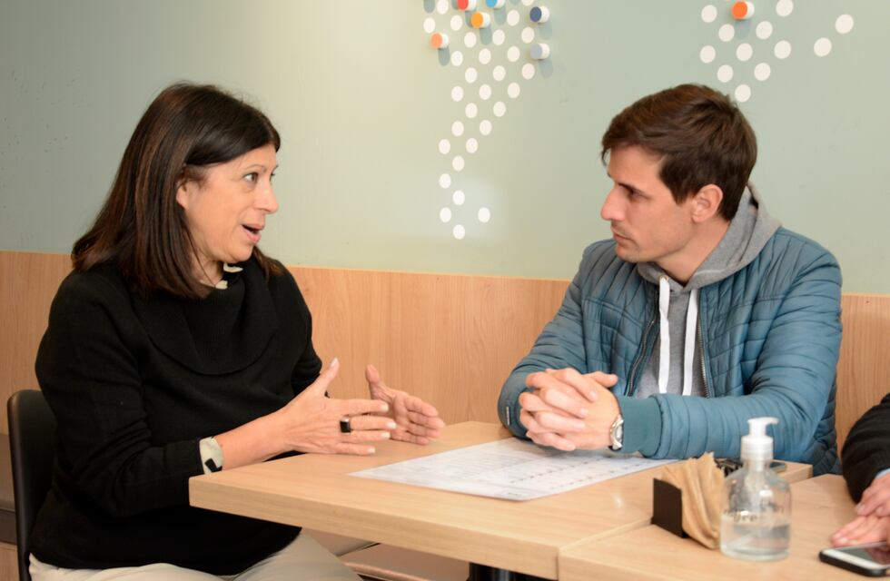 Clara García y Leo Viotti analizaron la realidad política de Rafaela y de la Provincia