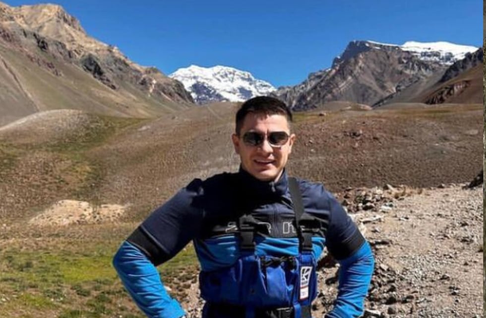 La más grande hazaña: un soldado ruso fue amputado de ambas piernas y ahora logró hacer cumbre en el Aconcagua