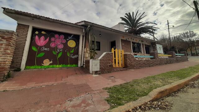 La Falda. Jardín Maternal "Luna Limón".