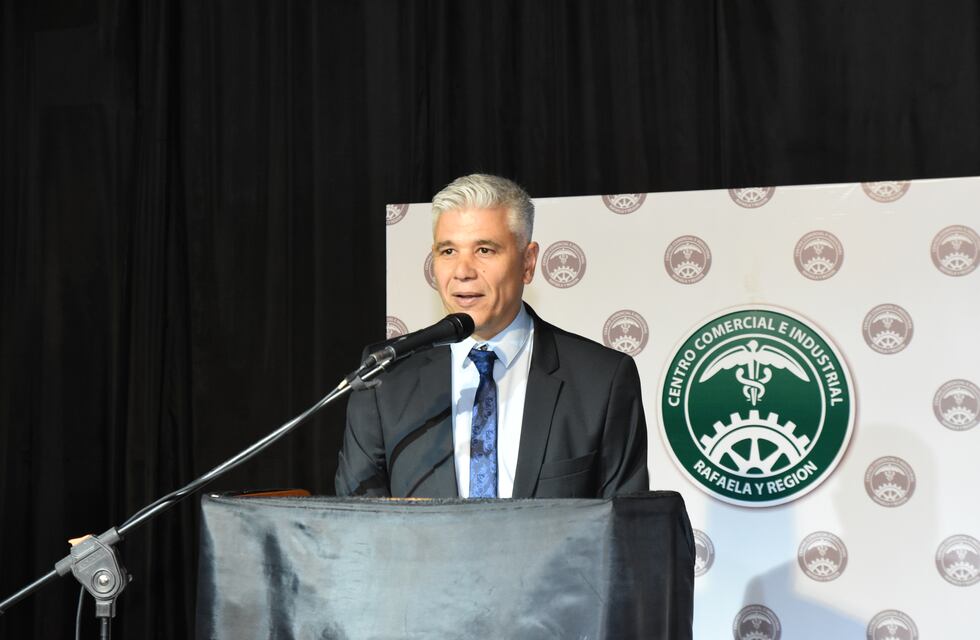 Mauricio Rizzotto asumió la conducción en el CCIRR, con la presencia de Omar Perotti