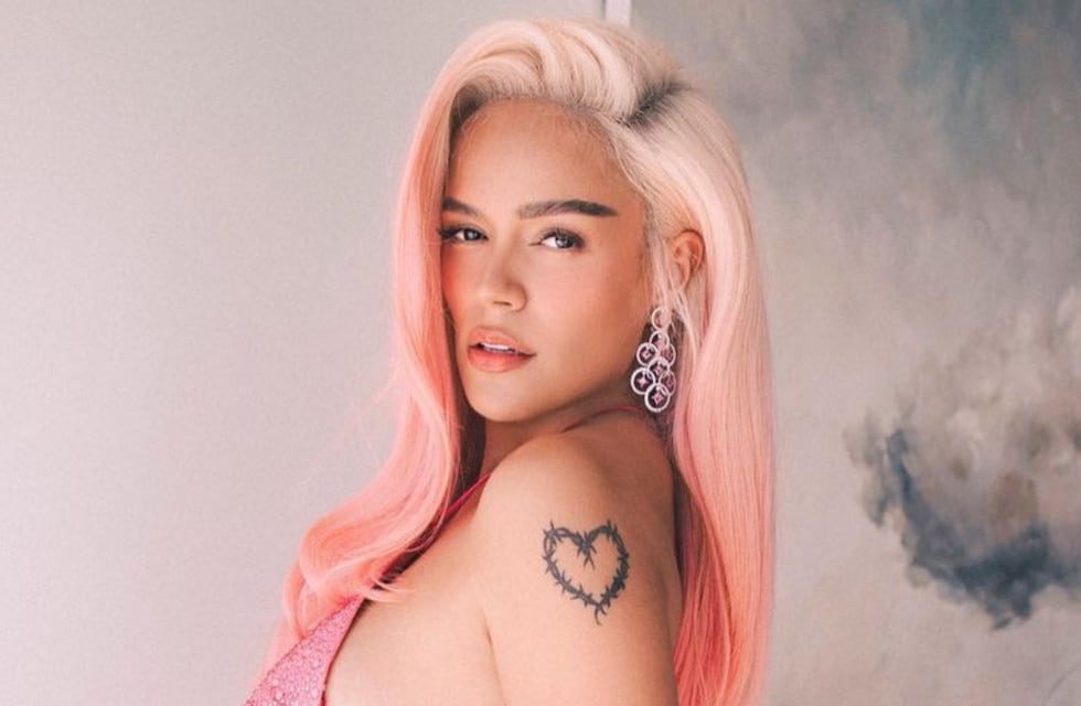 Karol G conquistó corazones en microbikini y hasta La Joaqui le comentó: “Qué cosa preciosa”