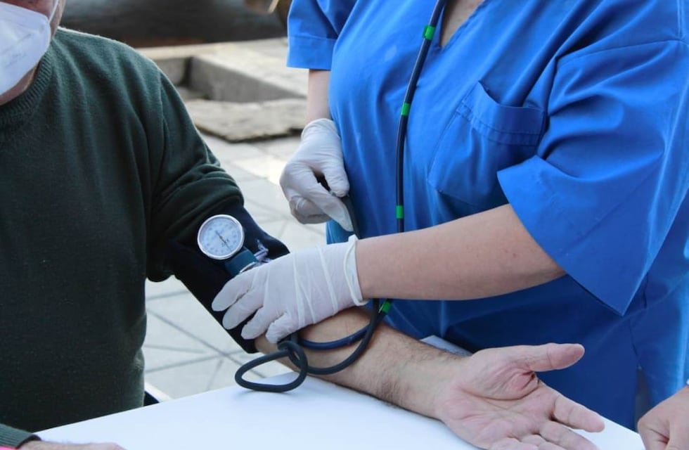 Feria de salud al paso: cientos de vecinos aprovecharon a realizarse un control