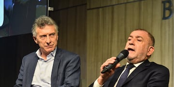 Luis Juez criticó a Mauricio Macri por sus recientes declaraciones hacia Javier Milei.