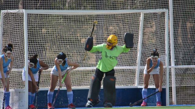 Puerto Belgrano ya tiene alfombra para su cancha de Hockey sintético