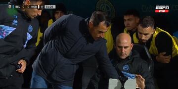 La decisión de Guillermo Farré de no poner todos los titulares en Copa Argentina, generó un descontento en el público de Belgrano (La Voz).