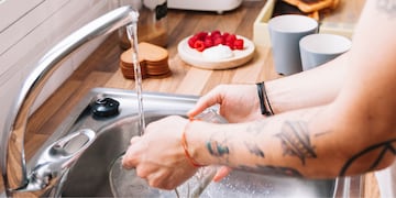 Ni los platos ni las ollas: el elemento de la cocina que atrae desgracias si lo dejás a la vista, según el Feng Shui.