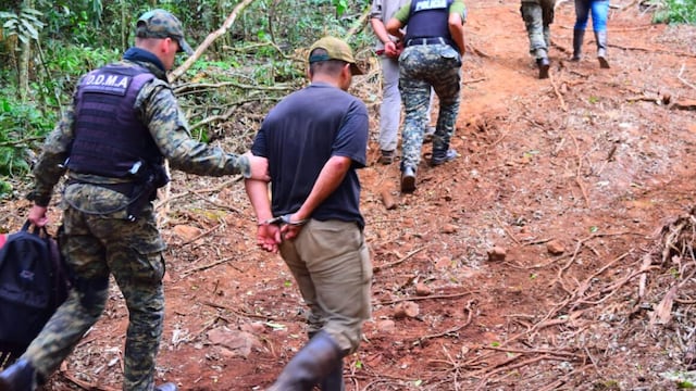 Cinco detenidos por apeo ilegal en un lote privado de San Pedro.