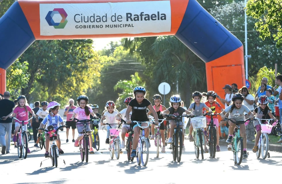 “Ciclismo en los barrios” brilló en la tarde del domingo