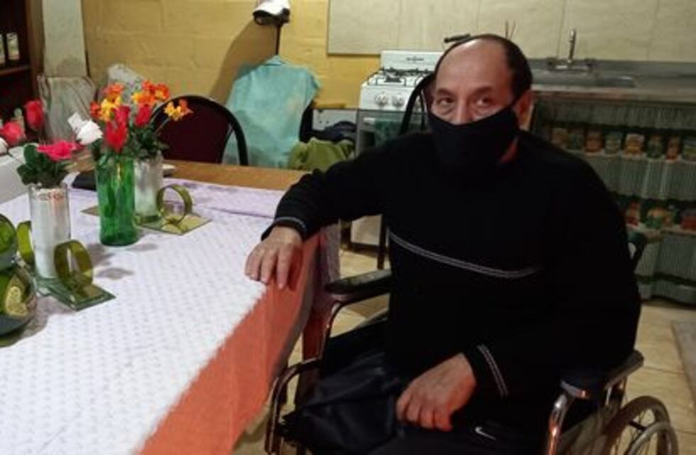 Un vecino de Pujato necesita pagar una pierna ortopédica