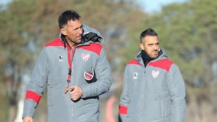 "Van a llegar un par de refuerzos más", señaló Diego Dabove, director técnico de Instituto.