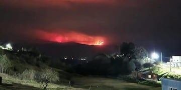 Las llamas devoraron más de 400 hectáreas de Alta Montaña.