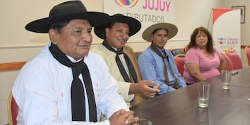 El presidente  de la Federación Gaucha Jujeña, Bartolomé Mamaní, encabezó la comitiva tradicionalista que visitó la Legislatura de Jujuy.