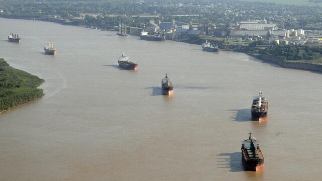 Encontraron un cuerpo flotando frente a la costa del río en General Lagos