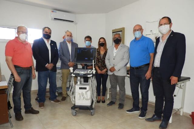 Ecógrafo donado al Hospital Municipal