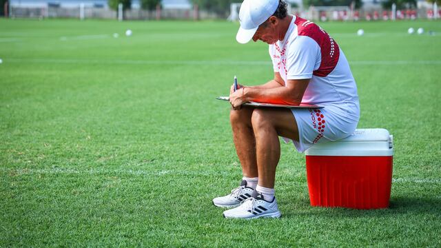 El DT de Instituto, Pedro Troglio, y un prometedor comienzo de torneo (IACC).