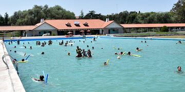 La hotelería y los restaurantes tuvieron el mayor incremento de precios en cinco años y se esperan más subas para el verano. Foto Vía País.