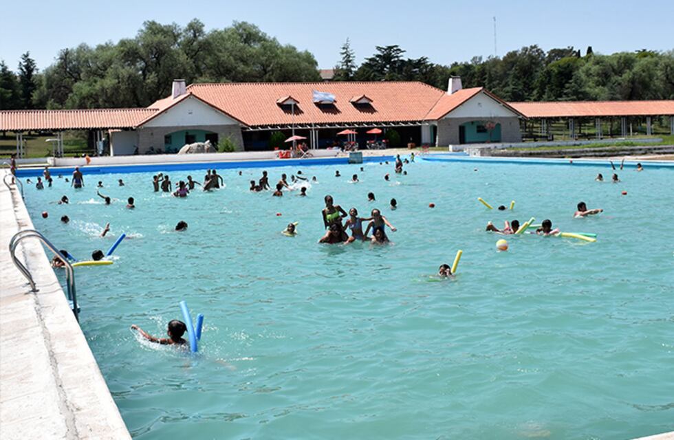 Temporada de Verano 2022: hoteles y restaurantes tuvieron el mayor incremento de precios en cinco años