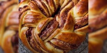 Cómo hacer rosca de Pascua trenzada con pastelera de chocolate.