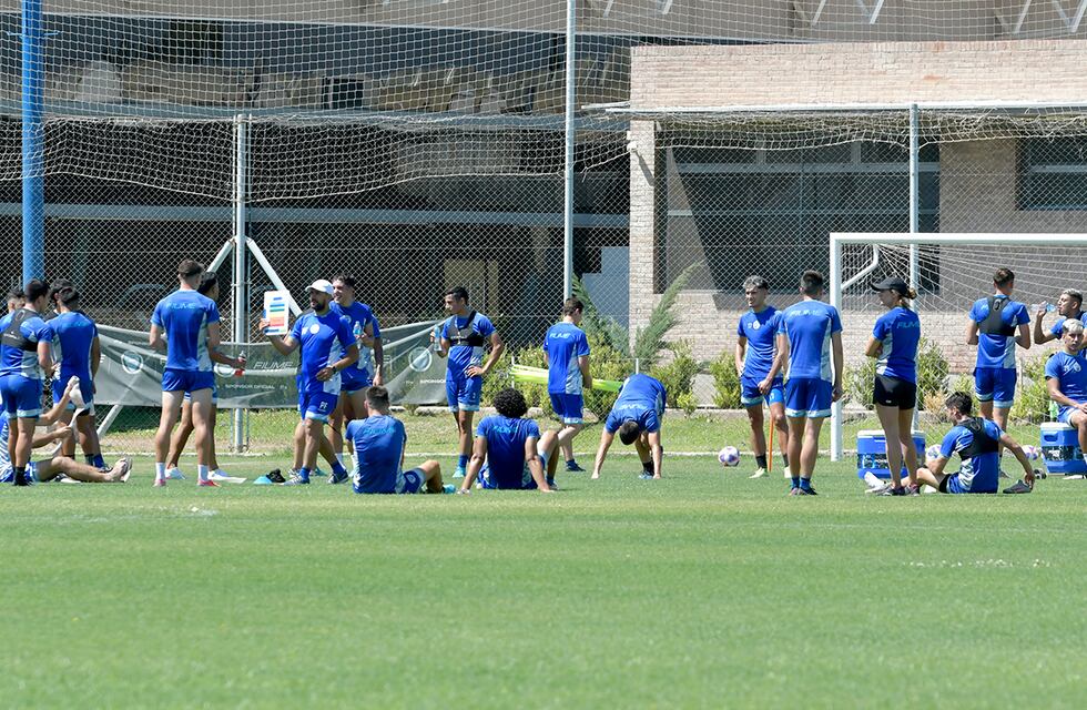 Godoy Cruz se rearma con Diego Flores: quiénes se quedan y quiénes se van