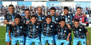 Racing de Nueva Italia logró el objetivo de la permanencia y comienza a despedirse de la temporada (Prensa Racing de Nueva Italia).