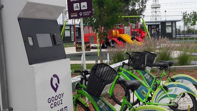 Godoy Cruz inauguró 4 nuevos puestos automáticos los que están ubicados en Parque Luis M. Pescarmona, Parque Estación Benegas, Skate Park y Centro Comercial Palmares. Gentileza MGC