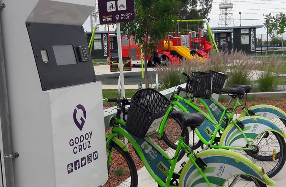 Godoy Cruz habilitó nuevos puestos automáticos de préstamos de bicicletas