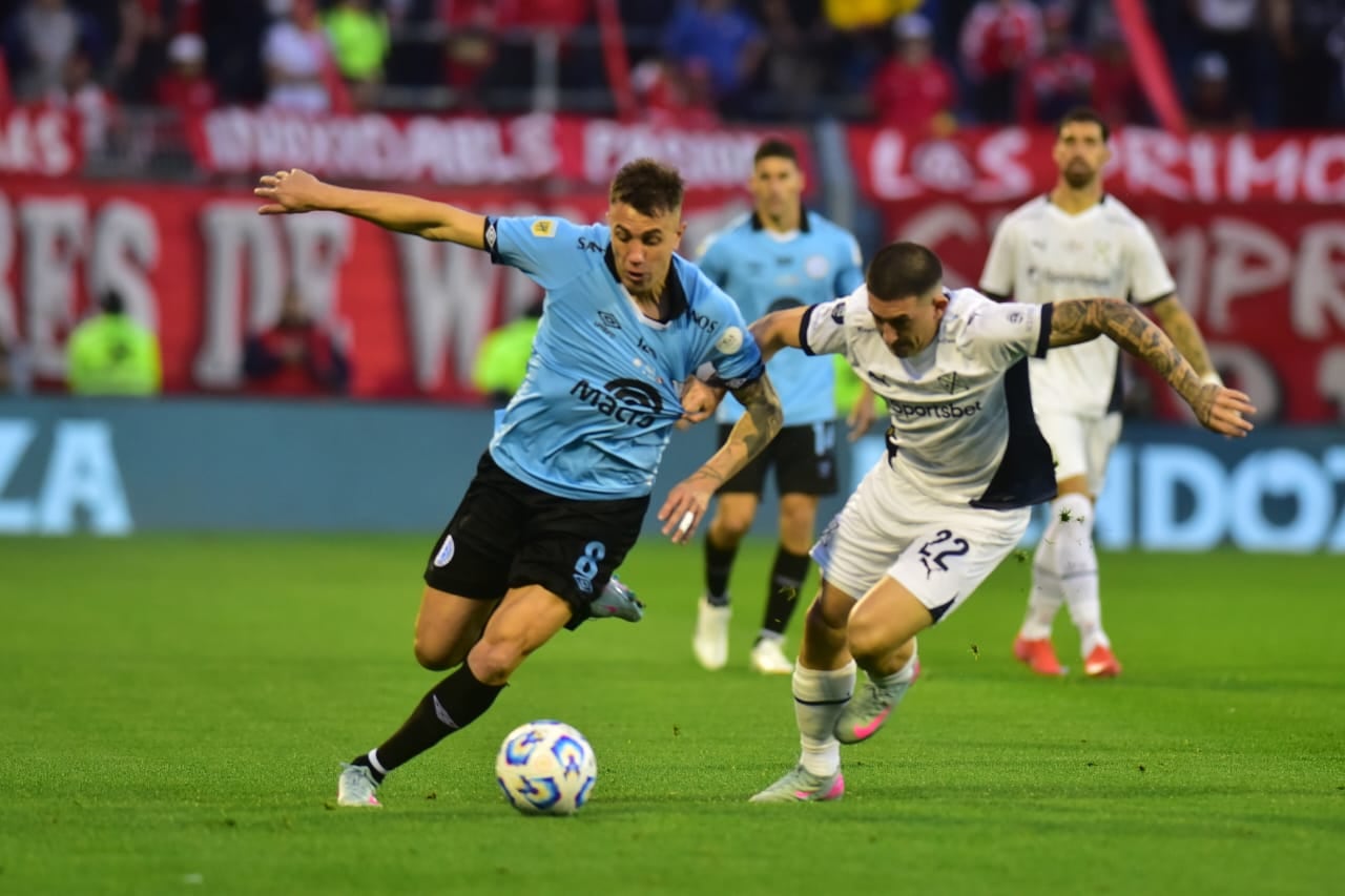 Belgrano ante Independiente por Copa Argentina. (José Gabriel Hernández / La Voz).