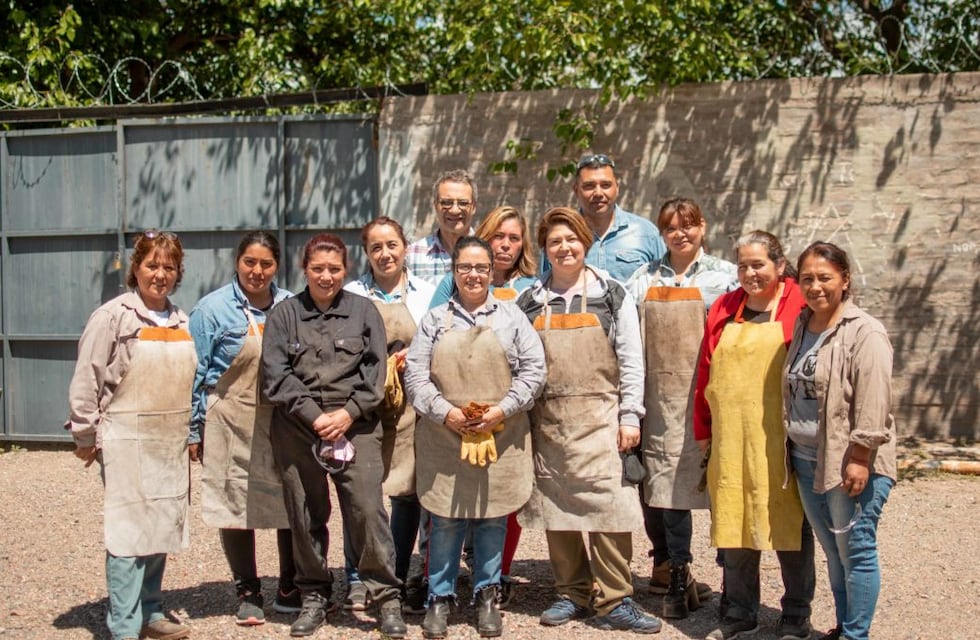 Mujeres herreras: 15 mendocinas aprendieron el oficio y crearon sus propias herramientas