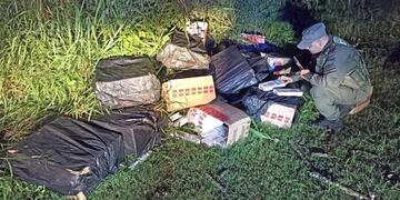 Gendarmería incauta contrabando millonario de cigarrillos en Puerto Iguazú.