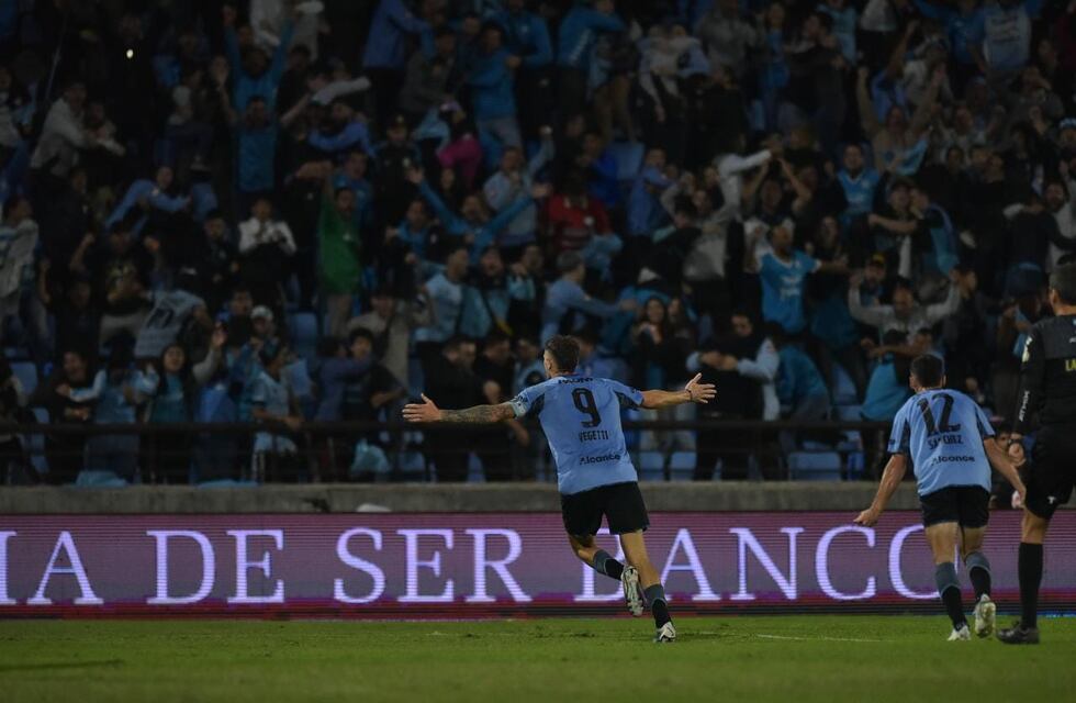 Video: golazo de Pablo Vegetti, para hacer historia en Belgrano y ser goleador del torneo