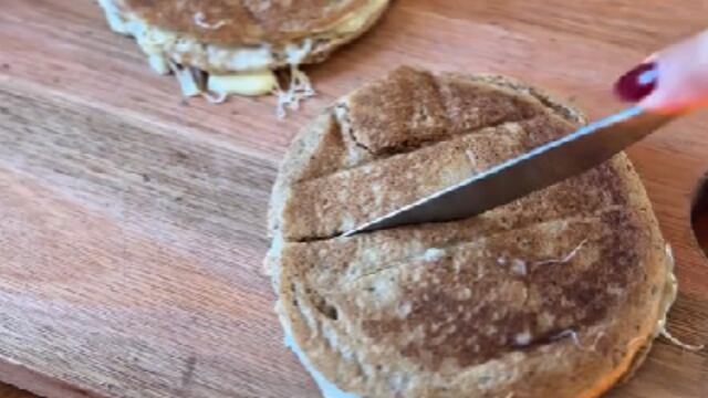 Cómo hacer un tostado keto.