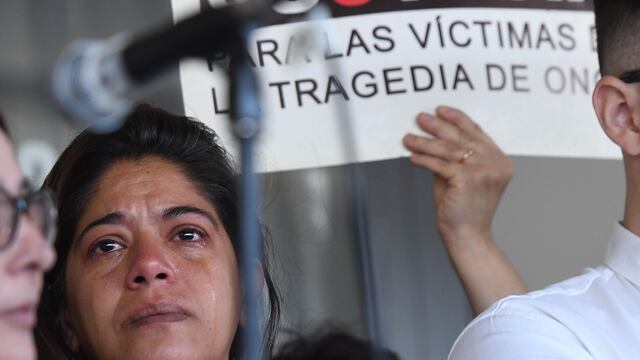 Familiares y amigos de víctimas de la tragedia de Once realizaron esta mañana un acto homenaje para ''mantener viva la memoria'' al cumplirse el 12avo aniversario del siniestro ferroviario.