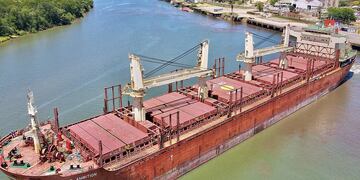 Buques en puertos Entre Ríos