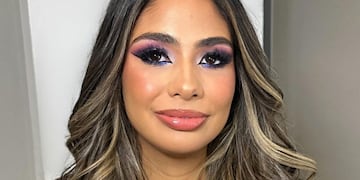 Daniela Celis posó con un look ultra atrevido.