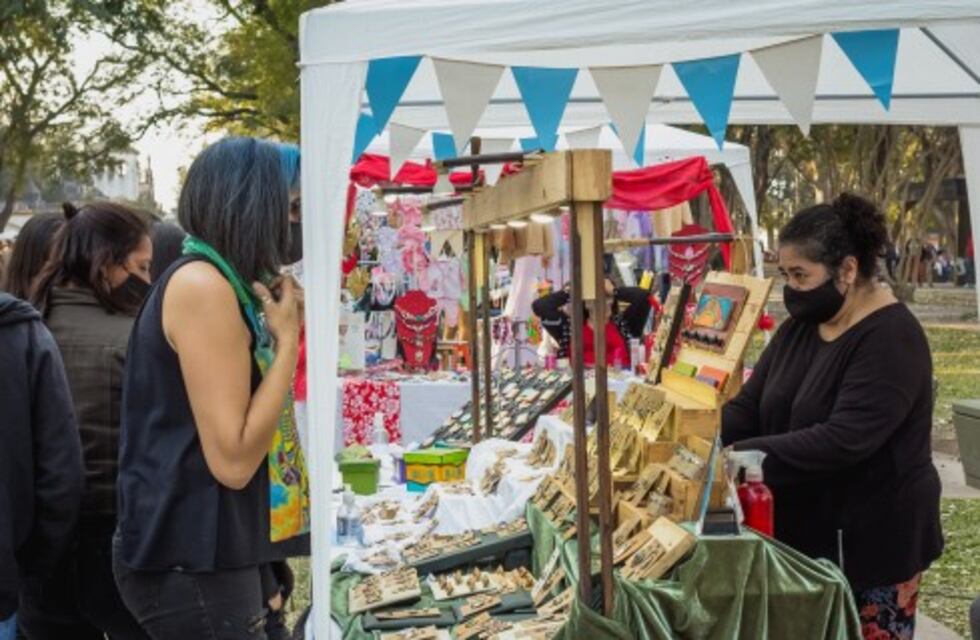Este domingo se podrá disfrutar de la Feria de Artesanos en el parque Avellaneda