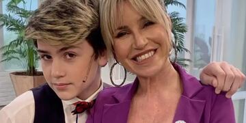 Flor Peña y su hijo Juan Otero. (Web)