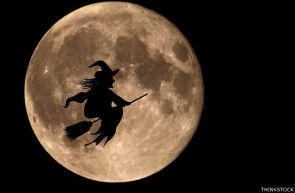 Una mujer de Río Gallegos asegura haber visto a una bruja volando por los cielos