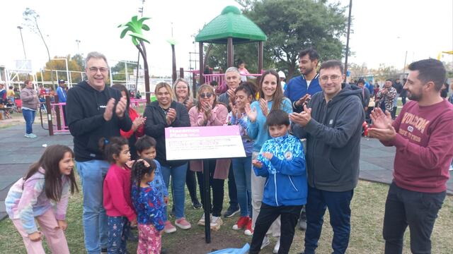 Obras en la plaza Monseñor Romero del barrio 2 de abril