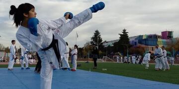 Jenifer Bolado, la sanjuanina que viaja a Turquía para competir en Karate.